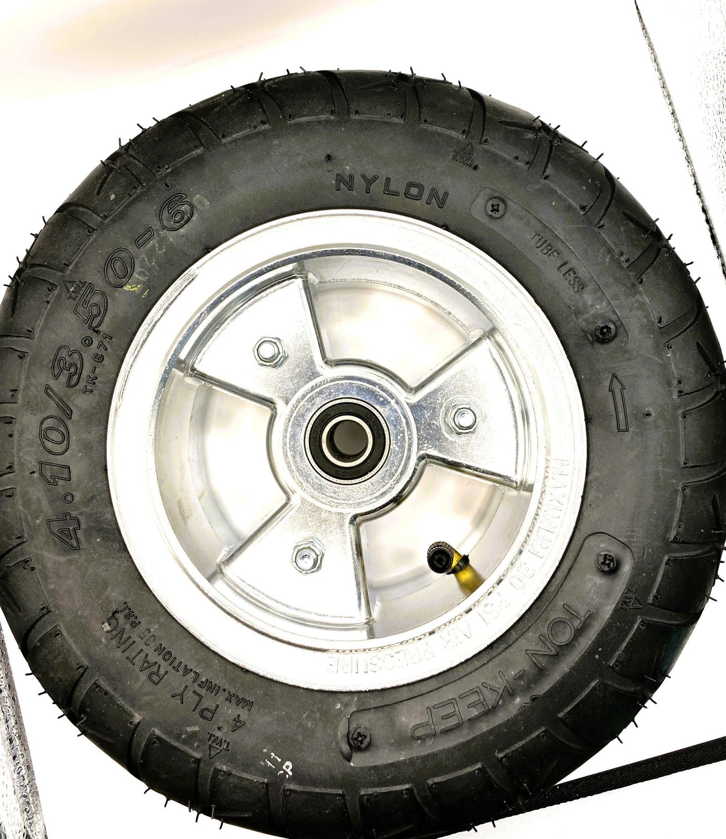 5" Aluminum Tri-Star Wheel, 3" wide, 3/4" ID Tapered Roller Bearing